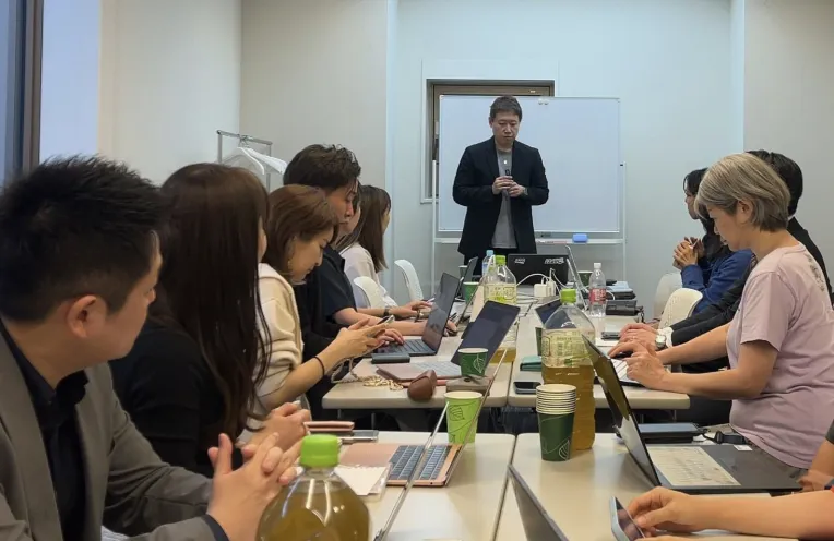 業務設計ミーティングの様子